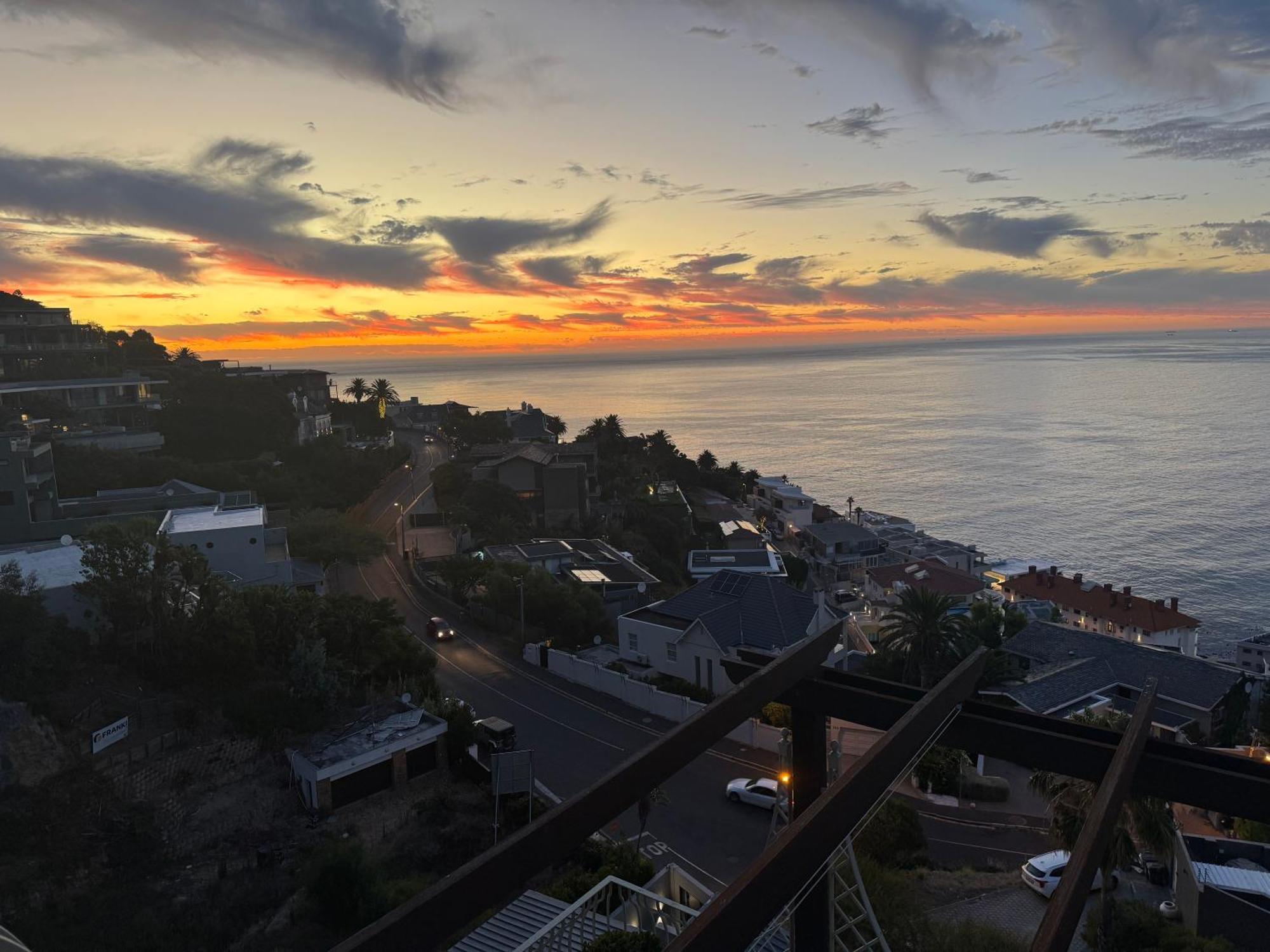 Villa Del Mar - "Luxurious En-Suite Bedroom With Lounge And Stunning Sea View Balcony In Bantry Bay" Кейптаун Екстериор снимка
